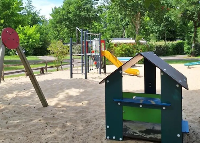 Camping Mobil 4 Pers - 2 - Terrasse - Api-1-52-648 *